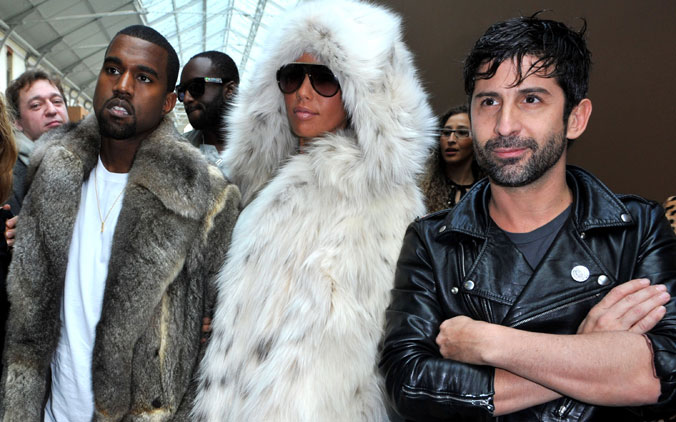 André mode Le Baron, Kanye West et Amber Rose mode Le Baron, mais de l'extérieur.