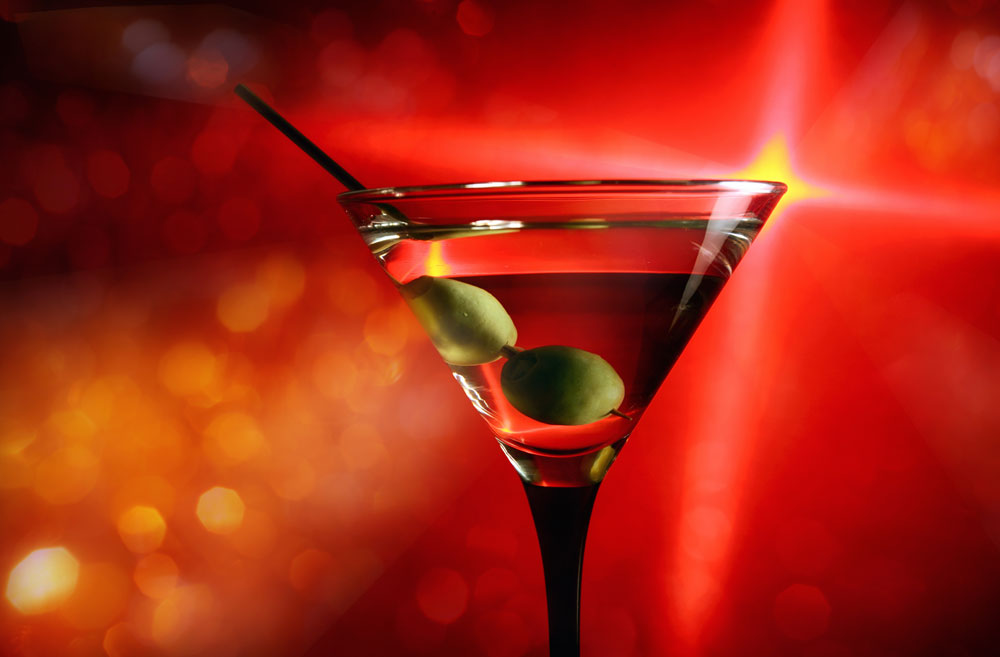Le Cocktail a traversé les siècles sans prendre une ride.

L'ABUS D'ALCOOL EST DANGEREUX POUR LA SANTE, A CONSOMMER AVEC MODERATION
