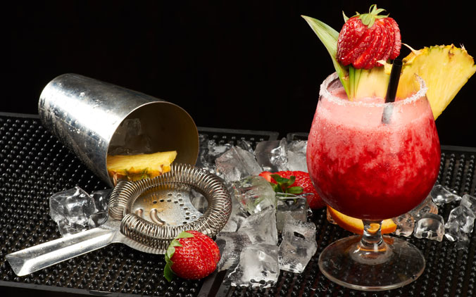 Des glaçons originaux pour vos cocktails !
L'ABUS D'ALCOOL EST DANGEREUX POUR LA SANTE, A CONSOMMER AVEC MODERATION