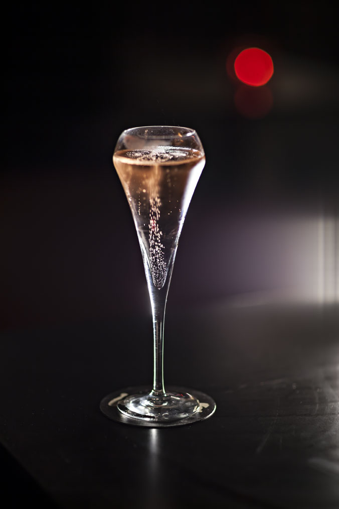 Une petite coupe de champagne au bar Le Coq?
L'ABUS D'ALCOOL EST DANGEREUX POUR LA SANTE, A CONSOMMER AVEC MODERATION.