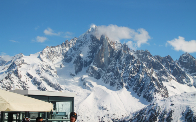 Une vue à couper le souffle sur le Mont Blanc depuis la plateforme du Black Weekend