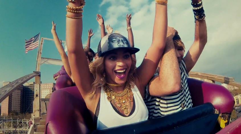 Beyoncé dans le clip de "XO"