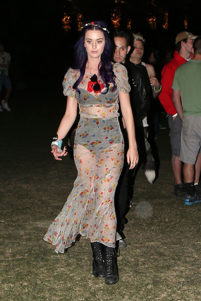 Katy Perry assume à fond le look transparent