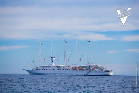 Le bateau qui accueille La Villa Schweppes à Cannes - 16 mai 2014