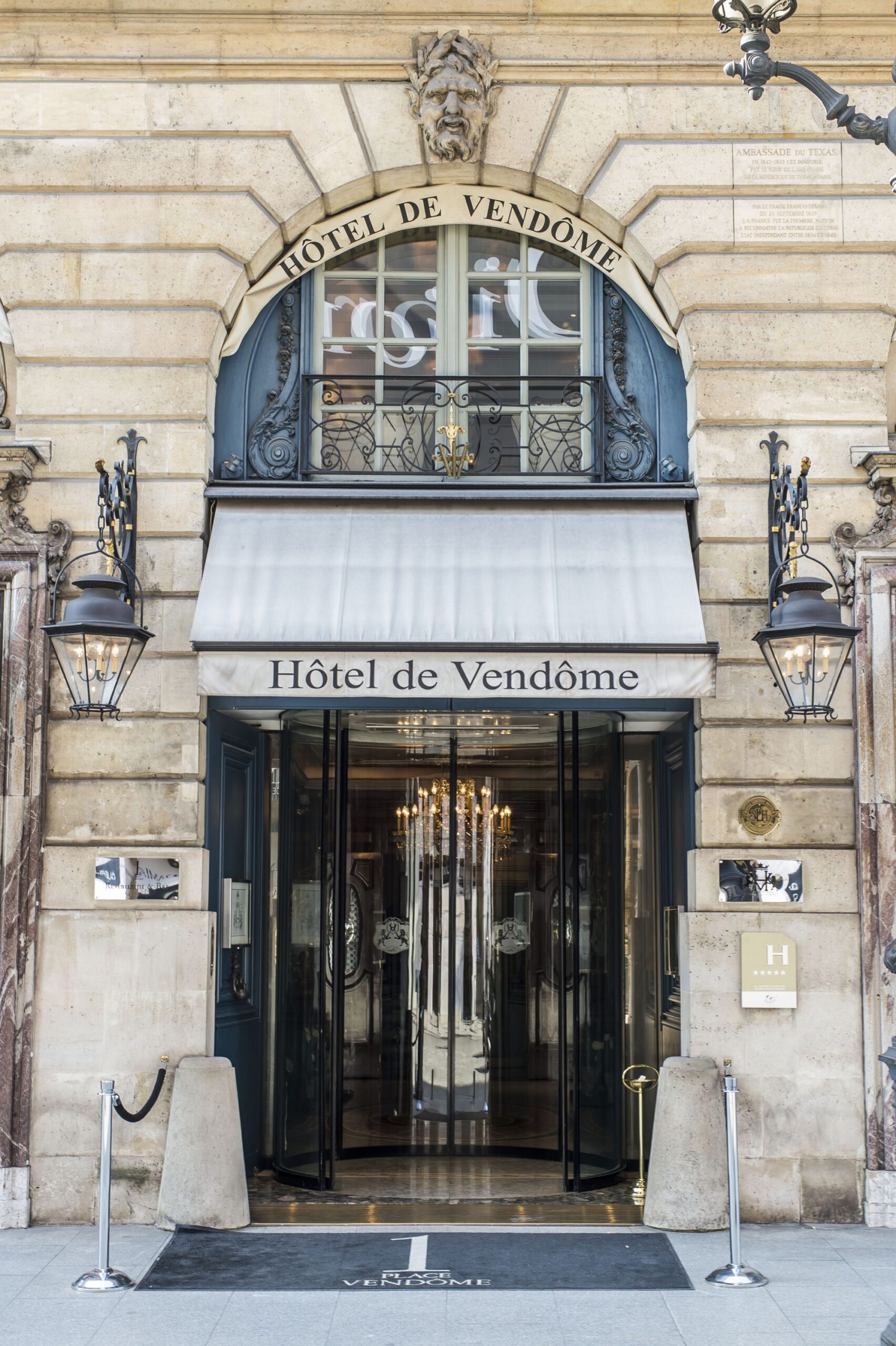L'entrée de l'Hôtel de Vendôme