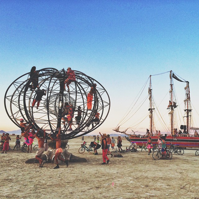 Burning Man sur Instagram