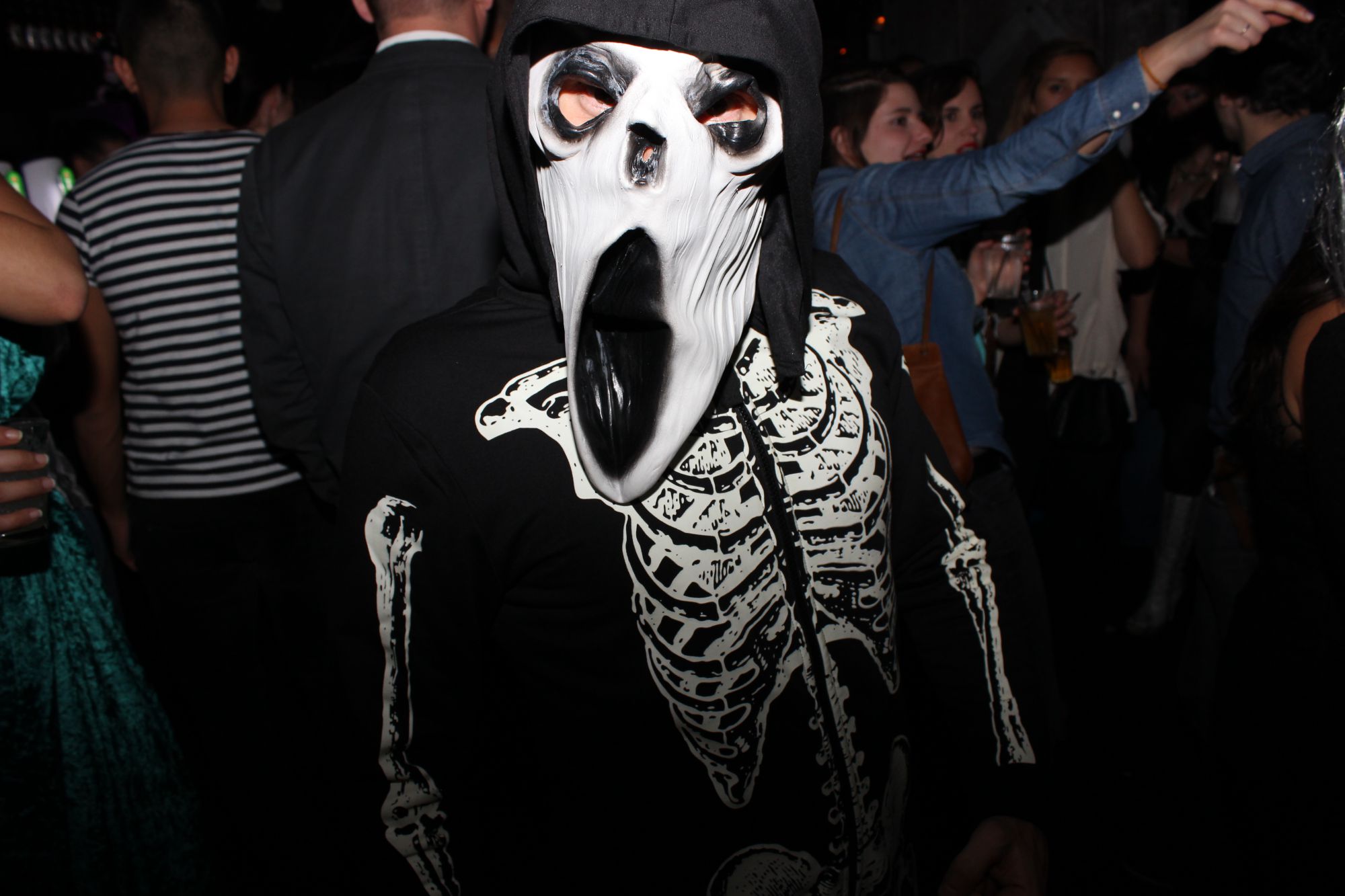 Les déguisements les plus fous de la soirée d'anniversaire du Badaboum : Photo 10