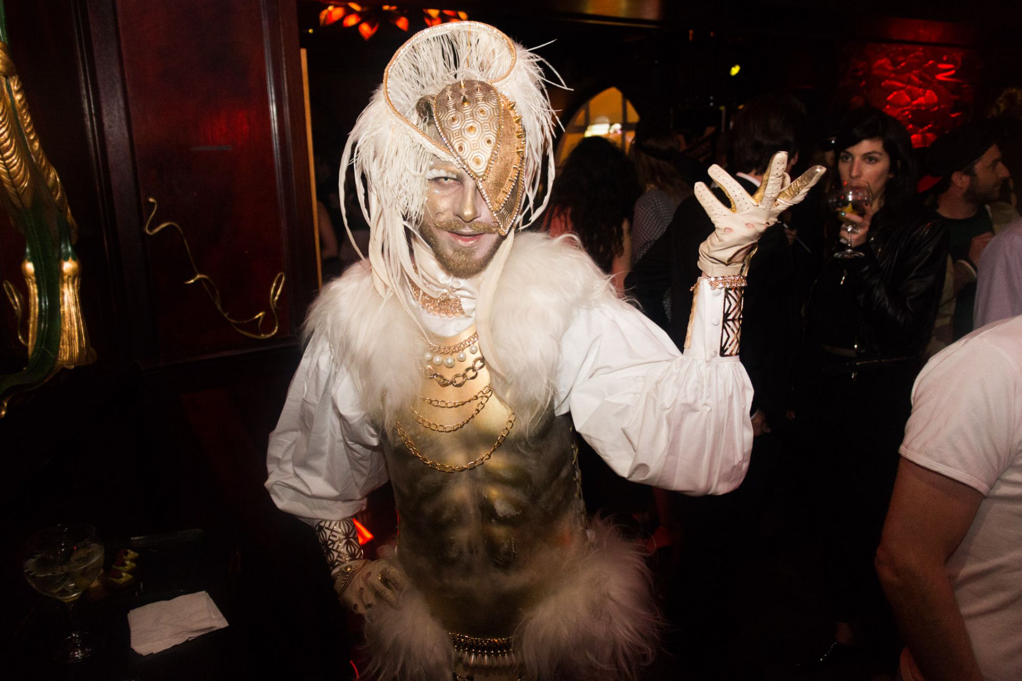 La soirée Folies Tonic par Schweppes au Maxim's, le 16 avril 2015, les meilleures tenues - Photo 4 (le Faune)