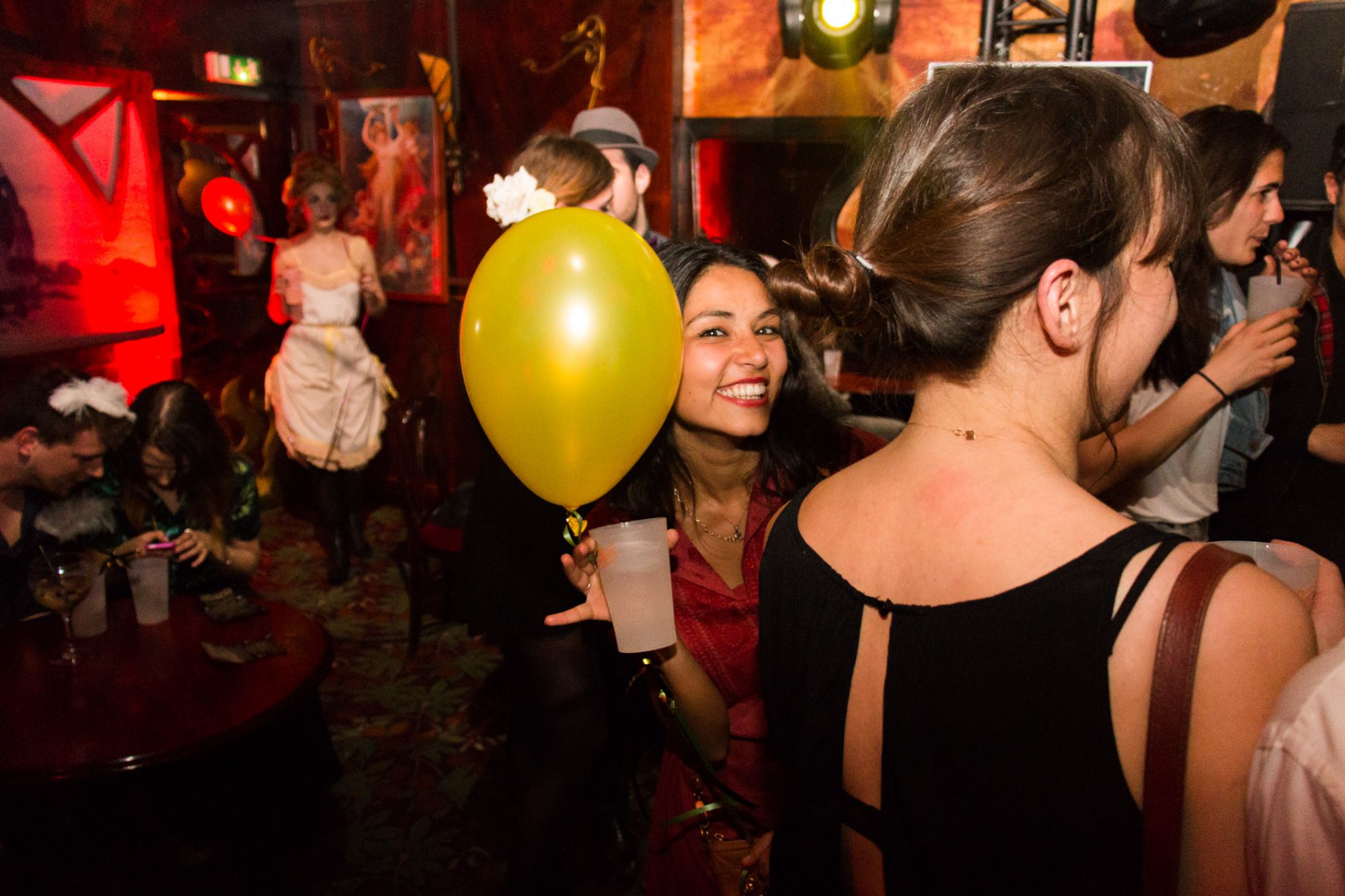 La soirée Folies Tonic par Schweppes au Maxim's, le 16 avril 2015, les meilleures tenues - Photo 40