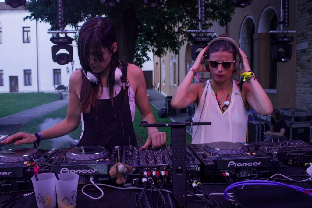Venezia MORE Festival - 6 juin 2015 (Photo 6 - Melle Stéphanie et Murielle)