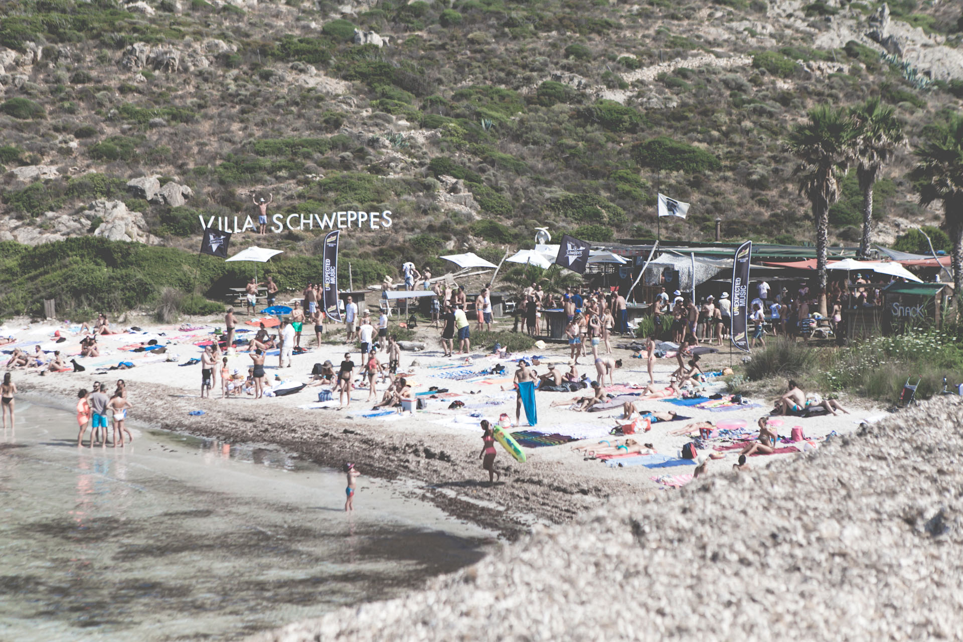 La Villa Schweppes à Calvi on the Rocks 2015 - Mar A Beach