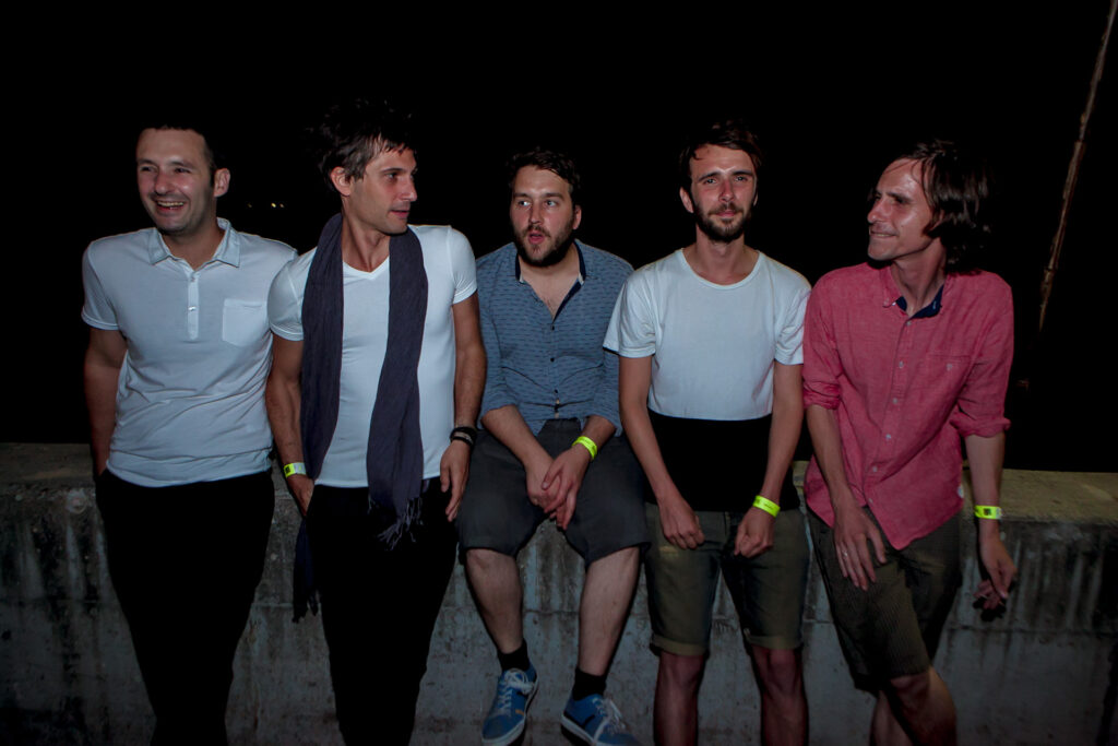 Les 5 membres du groupe Cliché, Biarritz le 15 juillet 2015.