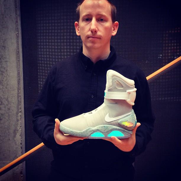 Max Erdenberger et la pair de Nike Air Mag 2015