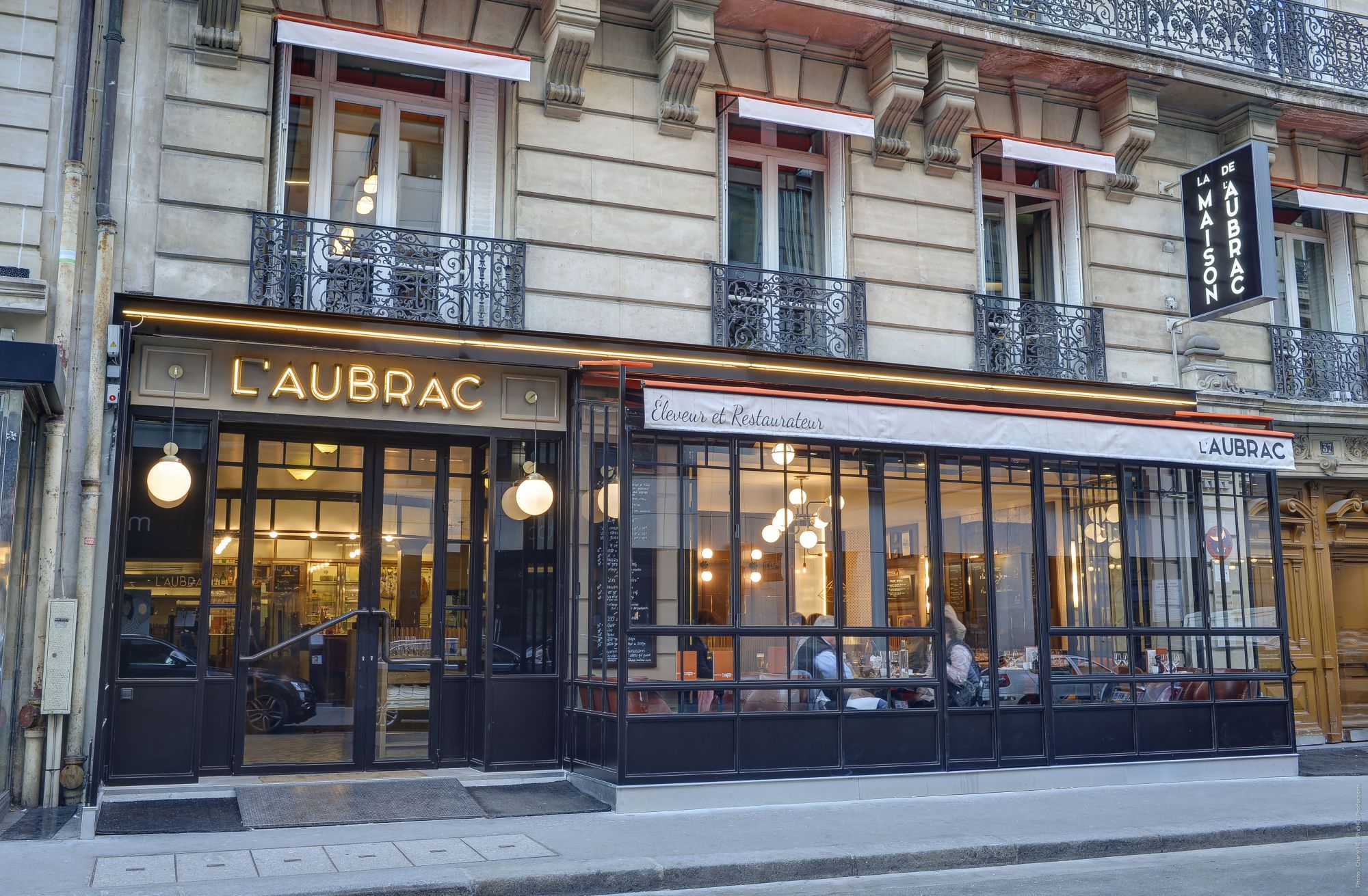 La Maison de l'Aubrac, 37 rue Marbeuf, 75008 Paris - Photo 2