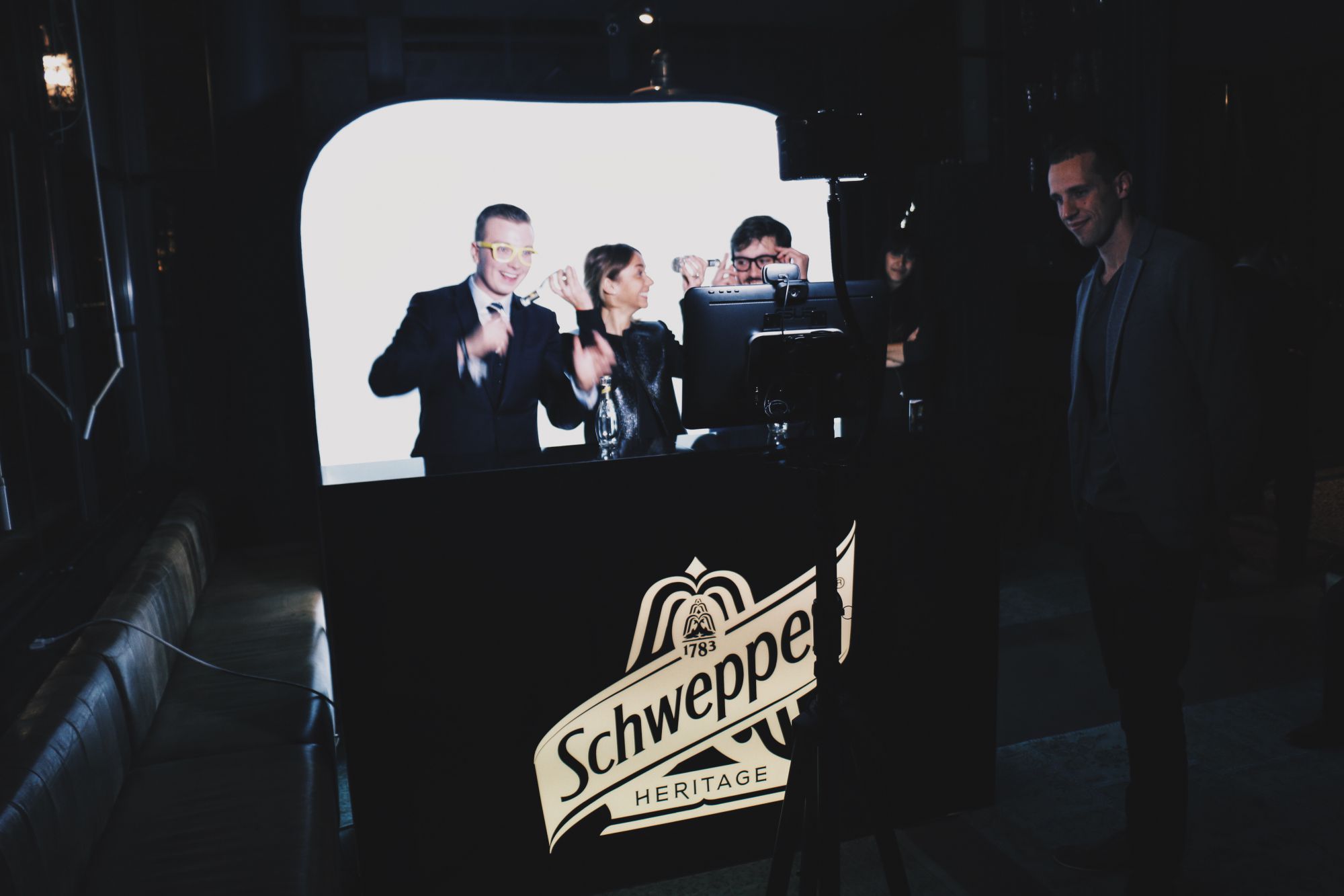 Schweppes fête sa nouvelle gamme Premium Mixer à La Maison, à Lyon - photo 17