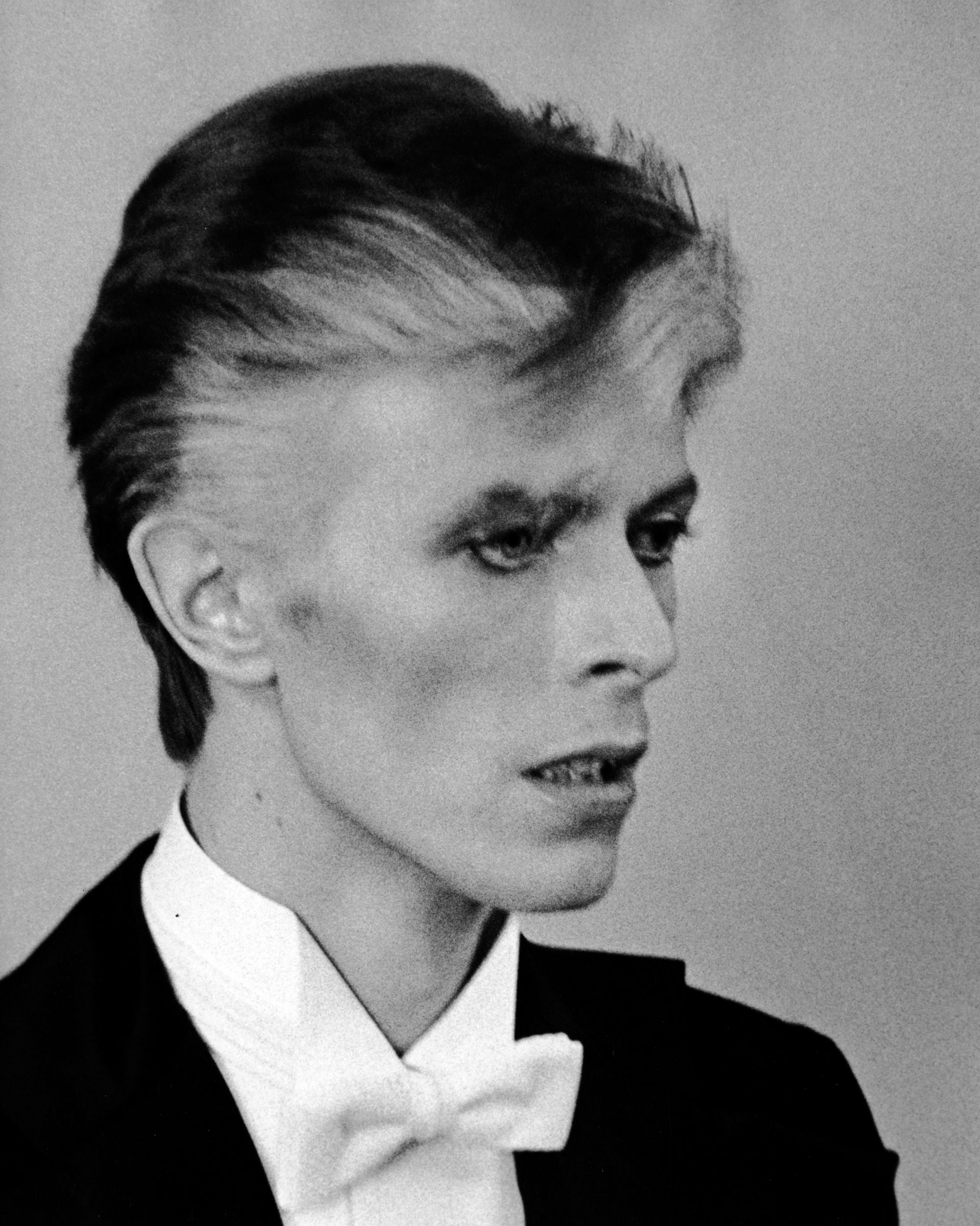 David Bowie en 1975 aux Grammy Awards