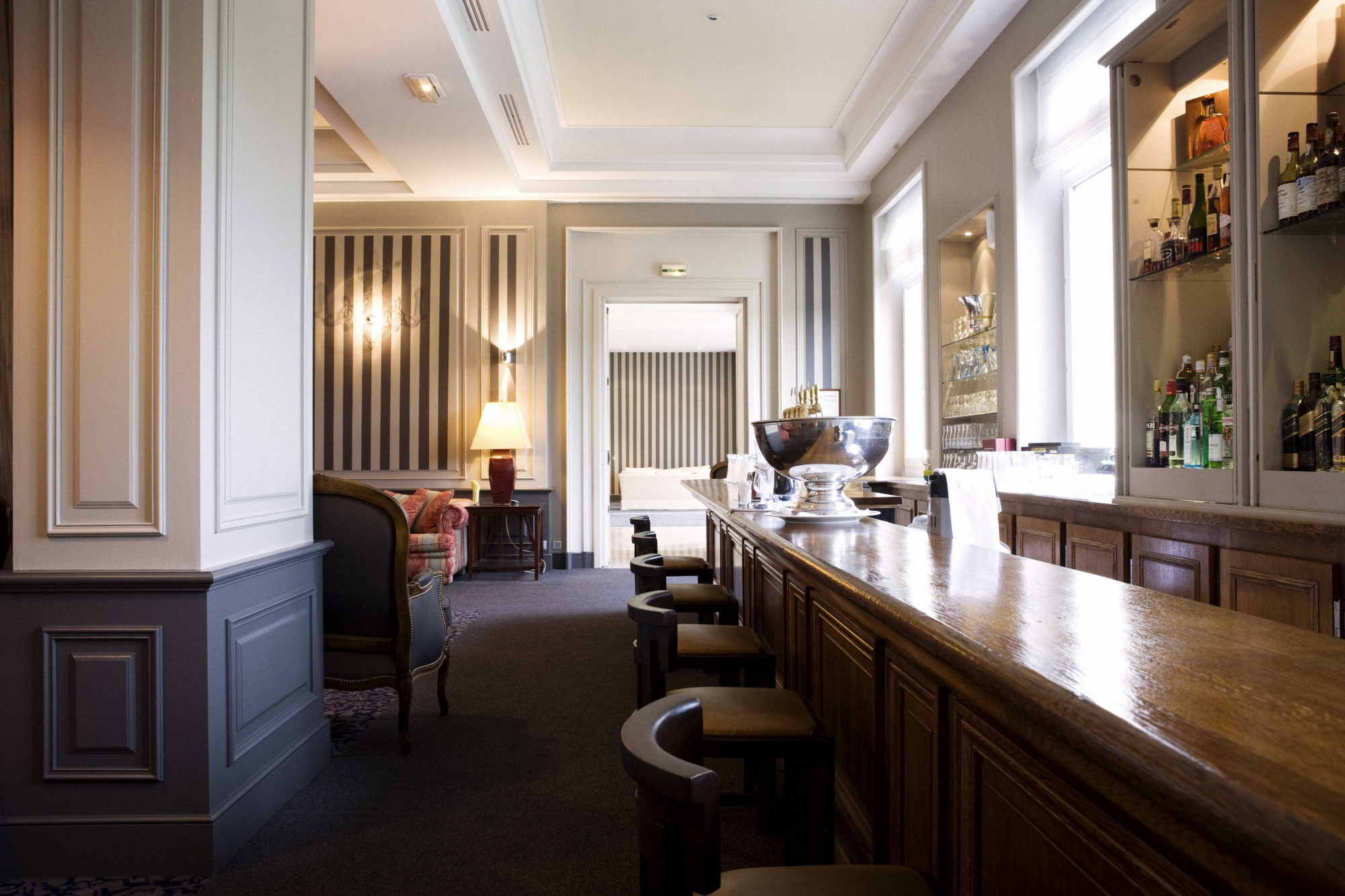 Le Bar Donatello de l'Hôtel Dolce Chantilly - Photo 4