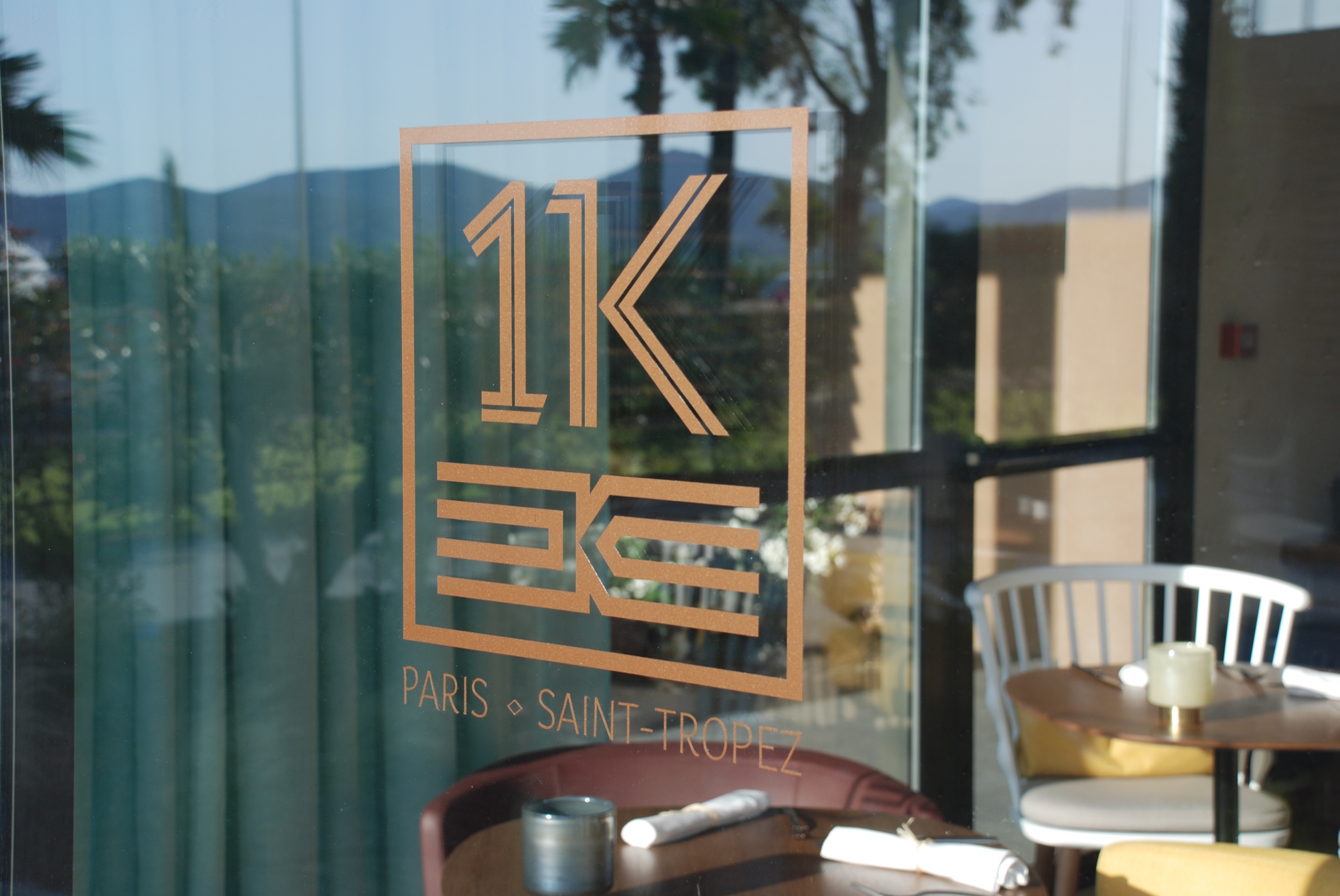 Le bar 1K au coeur de l'hôtel Klub à Saint-Tropez - photo n°1
