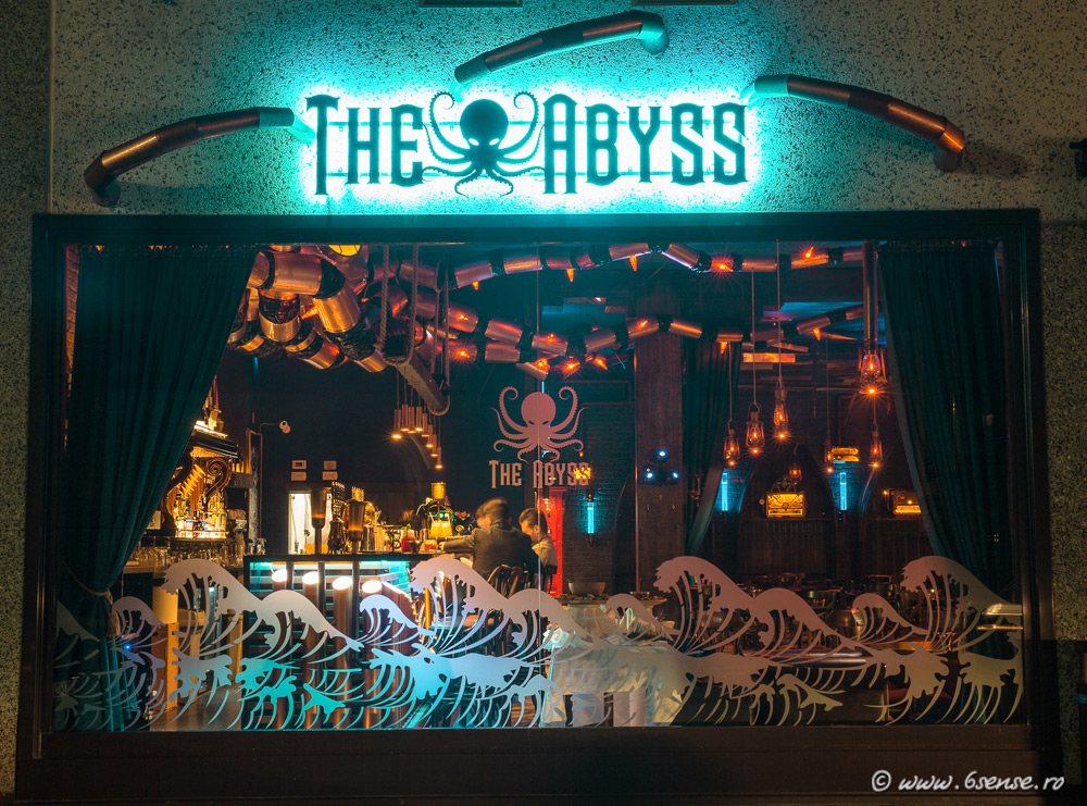 The Abyss Pub - Photo 2