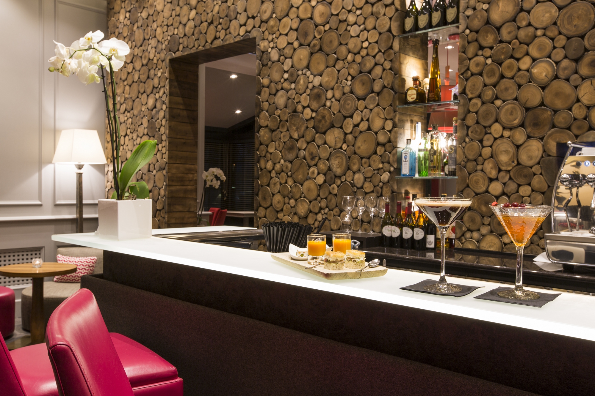 Le bar de l'Hôtel Mont-Blanc, 62 Allée du Majestic, 74400 Chamonix-Mont-Blanc - Photo 7
