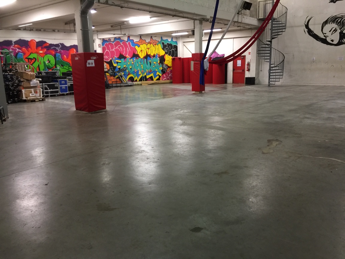 La warehouse où se tiendra la soirée Distrikt du vendredi 6 avril 2018 - Photo 3