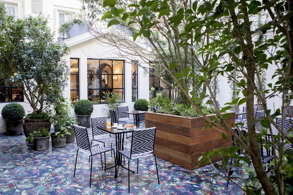Le jardin secret de l'Hôtel Bienvenue, 23 rue Buffault, 75009 Paris