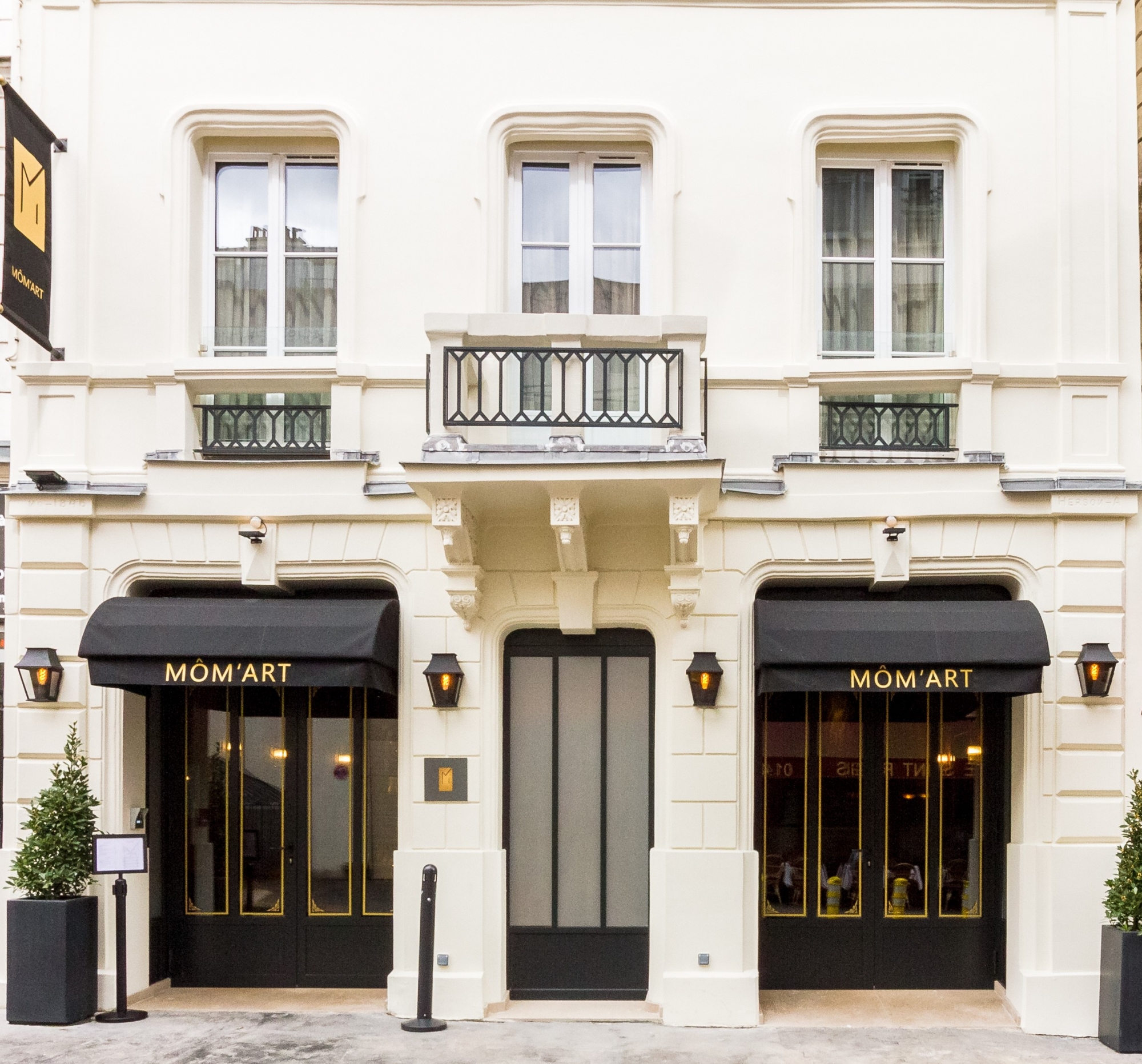 La terrasse de l'hôtel Môm'Art, 42 rue d'Orsel, 75018 Paris - Photo 6