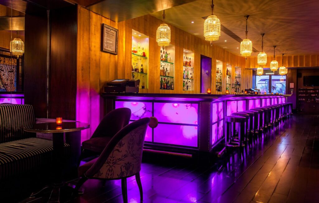 Le Purple Bar de l'Hôtel du Collectionneur, 51-57 rue de Courcelles, 75008 Paris - Photo 1