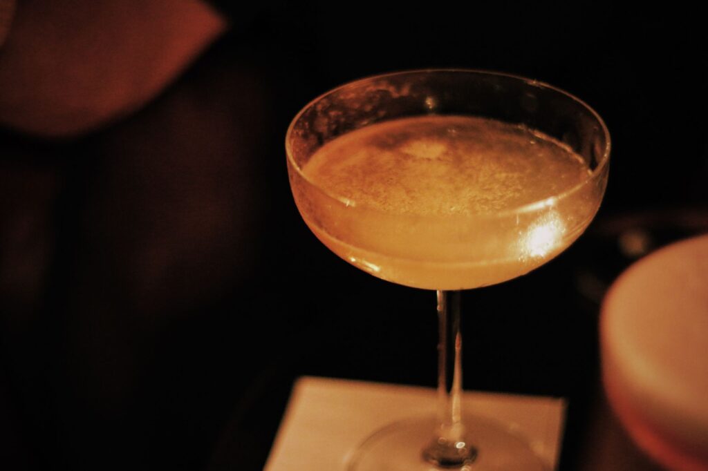 Le cocktail Old Cuban Mojito du Night Flight Bar