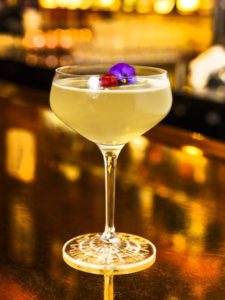 Un cocktail bien frais (et fleuri !)
