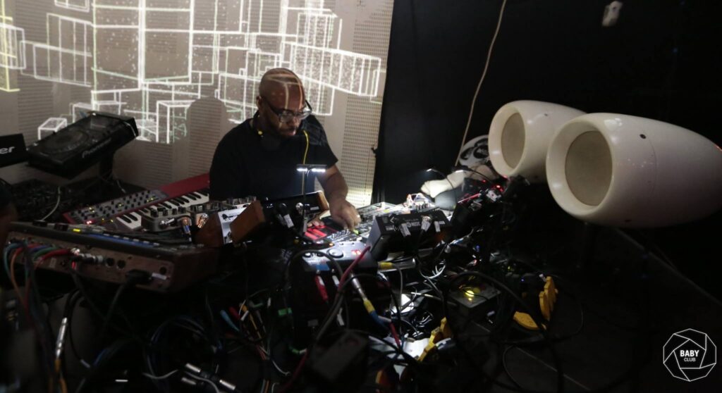 Le Baby Club (Octave One @ Baby Club)