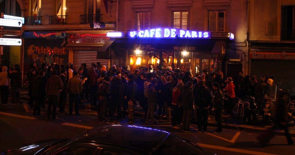 Au Café de Paris - Bars|Restaurants
