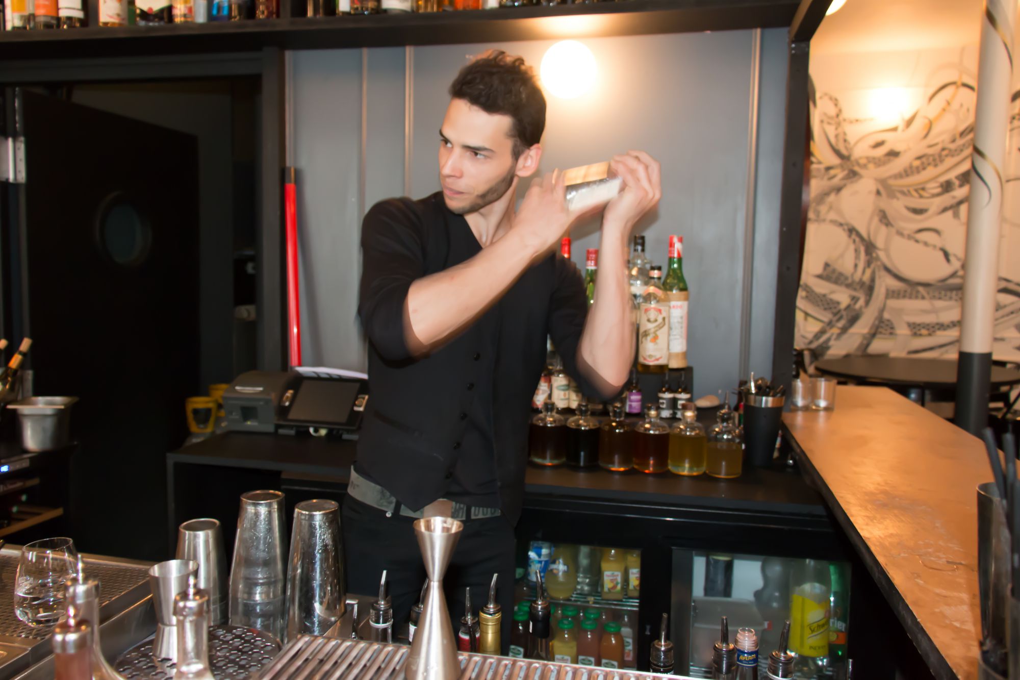 Le Partisan compte sur un bartender heureux - Photo 5