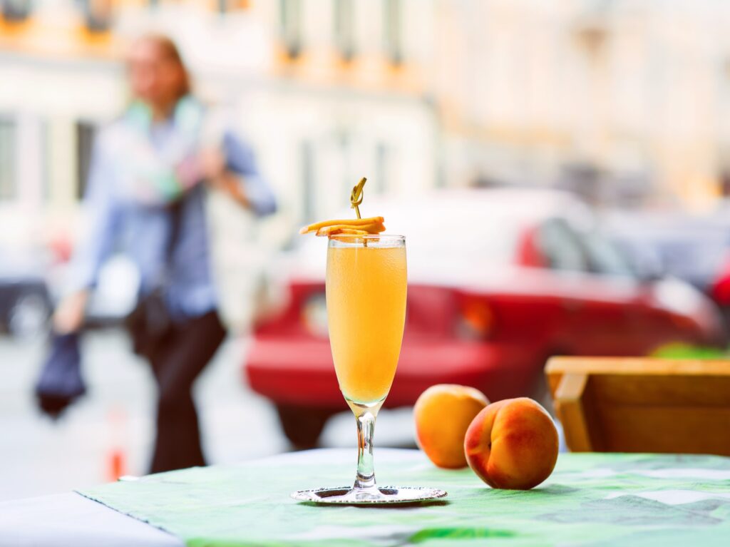 Le cocktail Bellini, l'une des recettes de cocktail les plus faciles au monde !