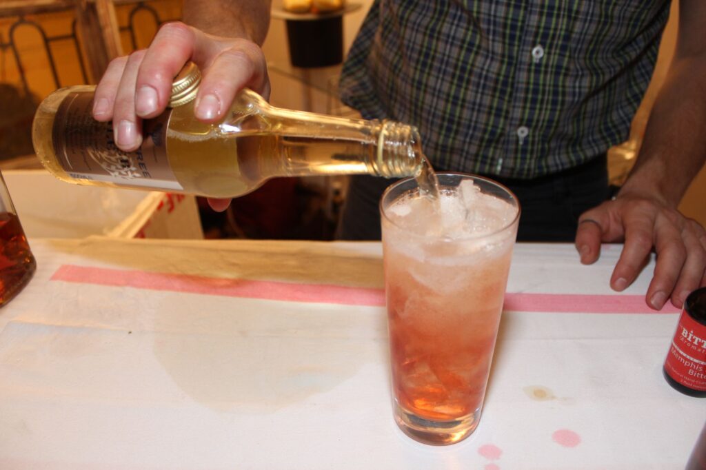 Le Nikka Old Fashioned, un cocktail au whisky délicieusement épicé.