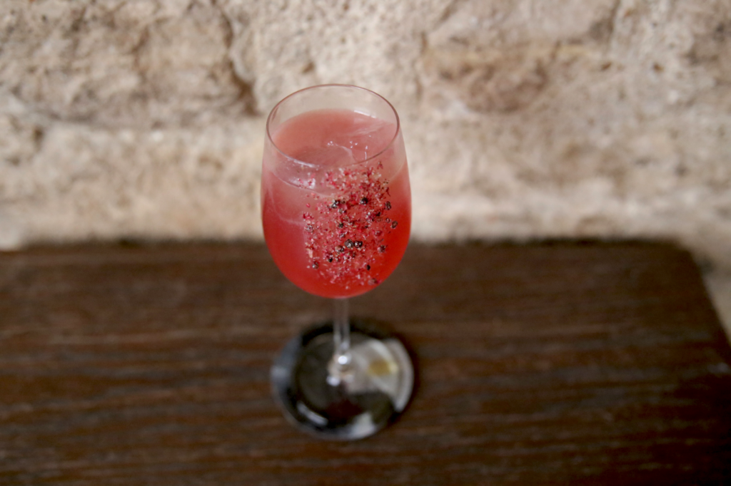 Le El Sombrerón : un cocktail mexicain à l'hibiscus