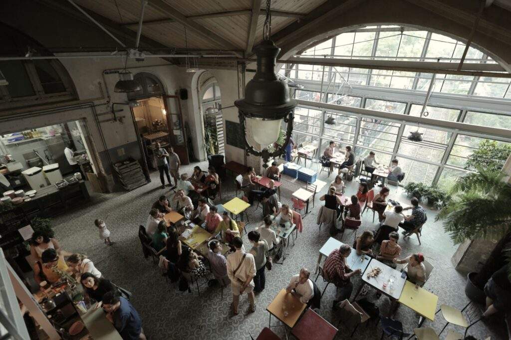 La REcyclerie, le bar atypique de Paris le plus écolo