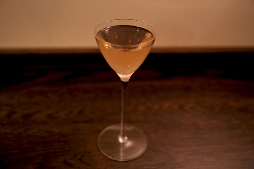Floral Mix, un cocktail au Martini et tequila