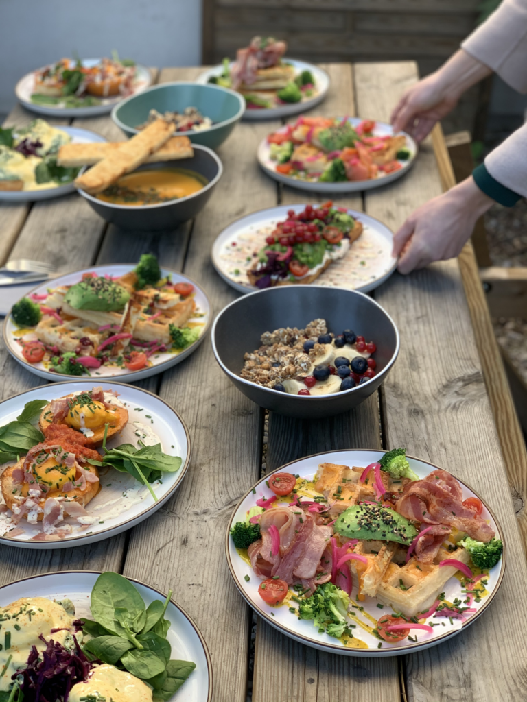 Les assiettes du brunch au Café A