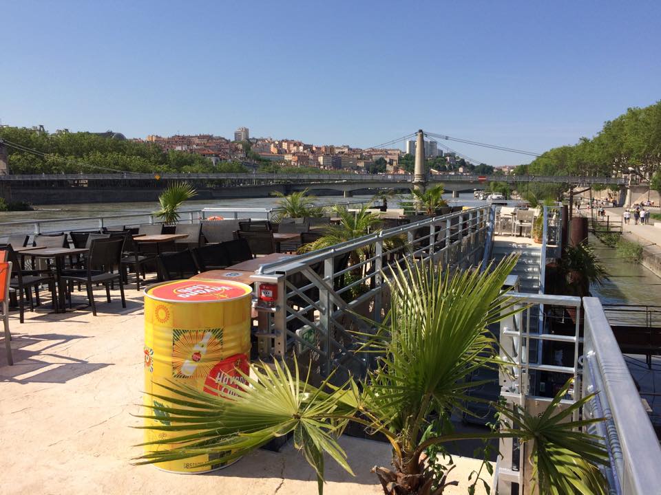 La Barge, le rooftop de Lyon le plus flottant