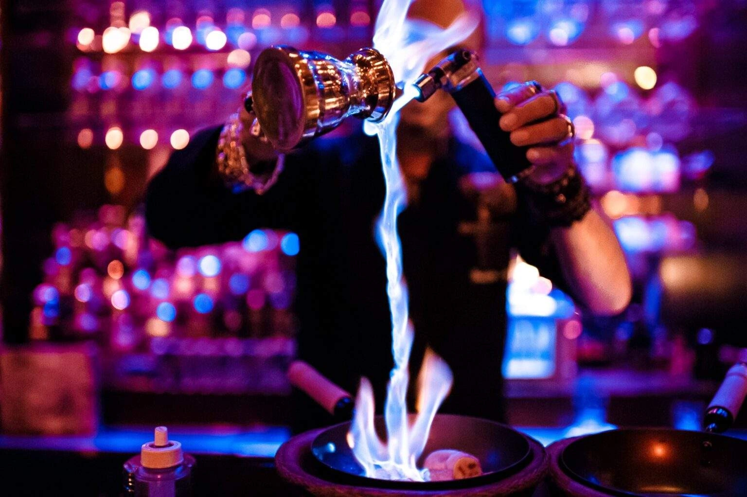 Le Buddha Bar de Lyon : un bar à cocktails qui fait voyager les papilles et les sens.