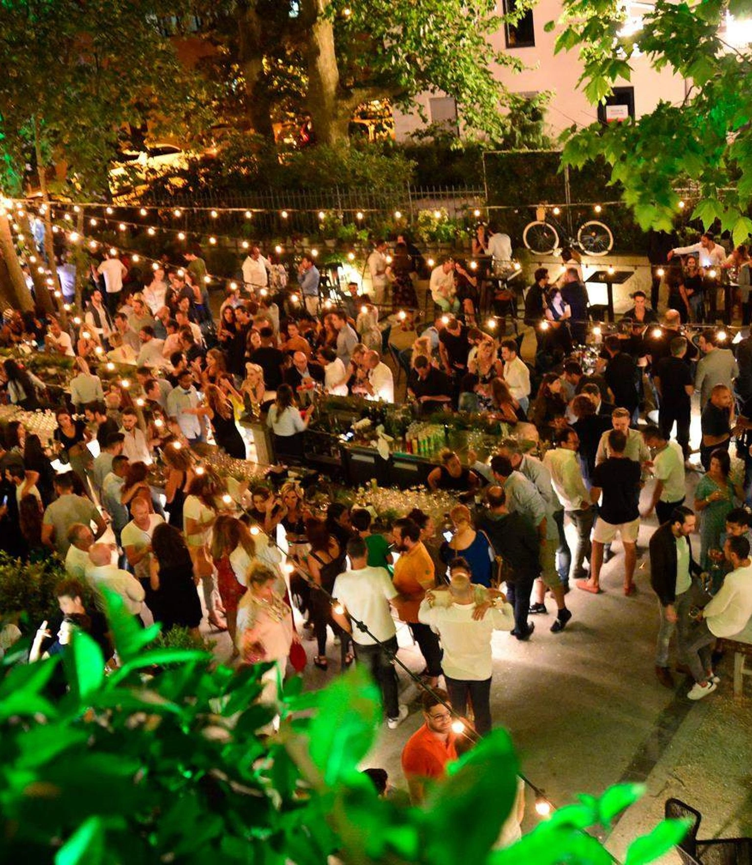 Dix bars dansants à Lyon