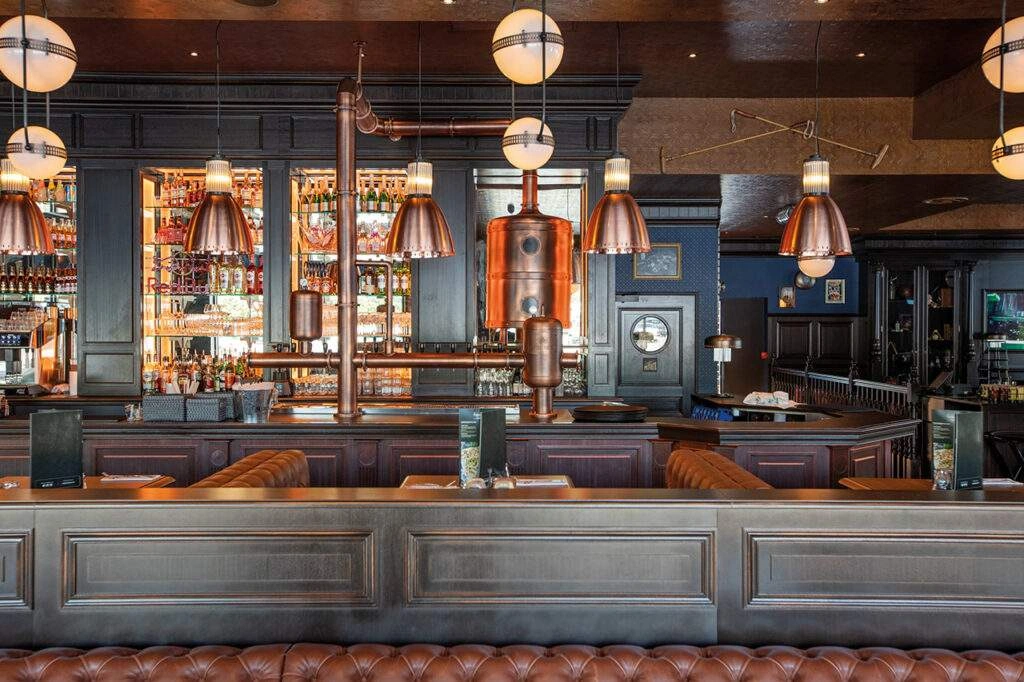 L’intérieur de l’établissement Au Bureau