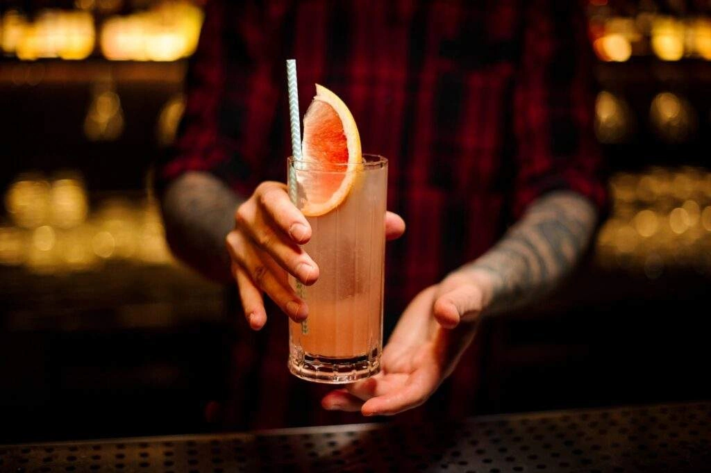 Virgin Mama Rose, un cocktail sans alcool facile à base de Schweppes Agrum’