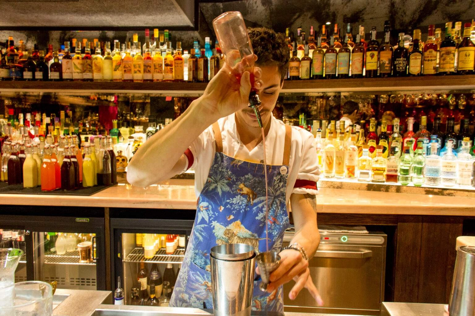 La préparation du cocktail Emilia Romagna – Photo 2