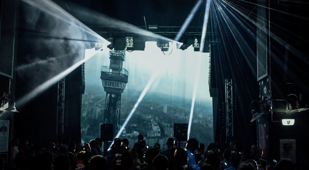 Ambiance au Cabaret Aléatoire