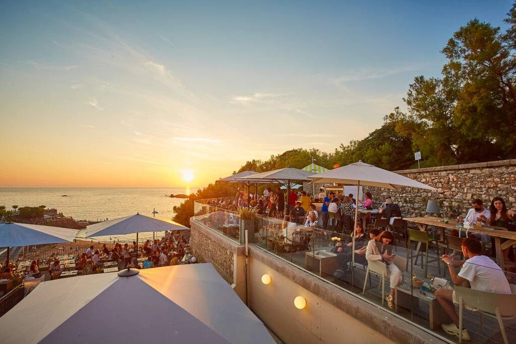 Les Baigneuses et sa vue sur l’océan