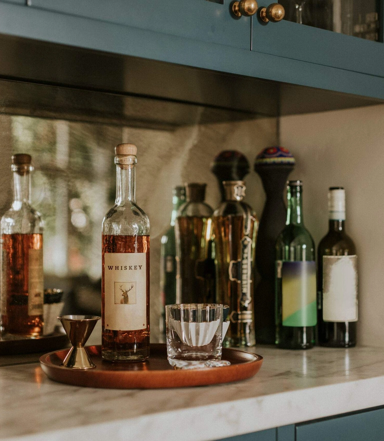 Cocktails : les alcools et ingrédients à avoir chez soi