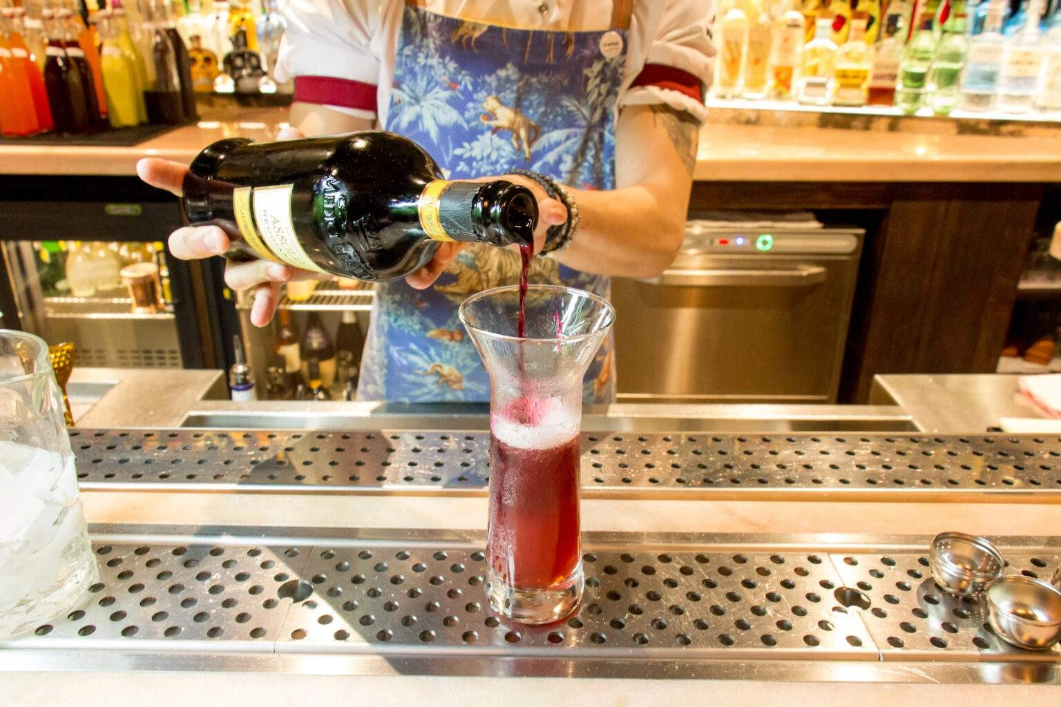 La préparation du cocktail Emilia Romagna – Photo 4