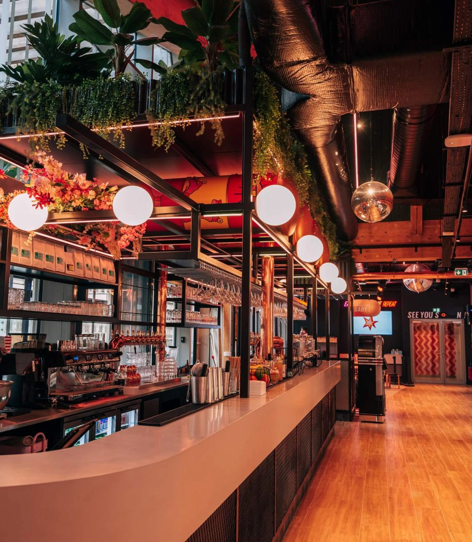 Iconik, nouveau symbole street food et pop culture de Paris